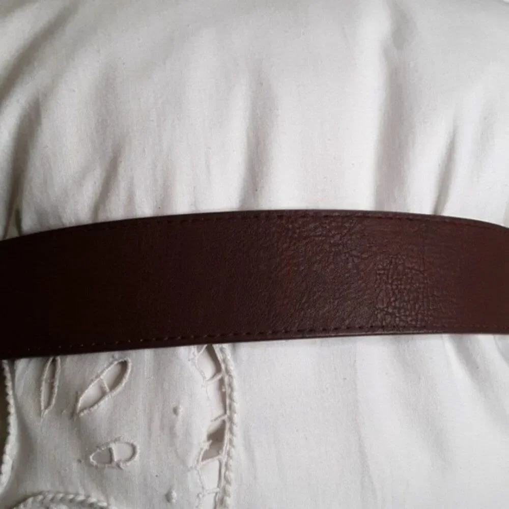 Kenneth Cole Reaction Wide Waist Belt size M